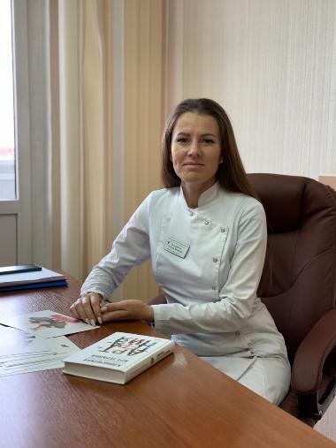 На очередном занятии «Школы психологического здоровья» психолог ГБУЗ НД Ксения Большакова рассказала  родственникам пациентов о проявлениях созависимости, а так же предложила пройти тест для самодиагностики.